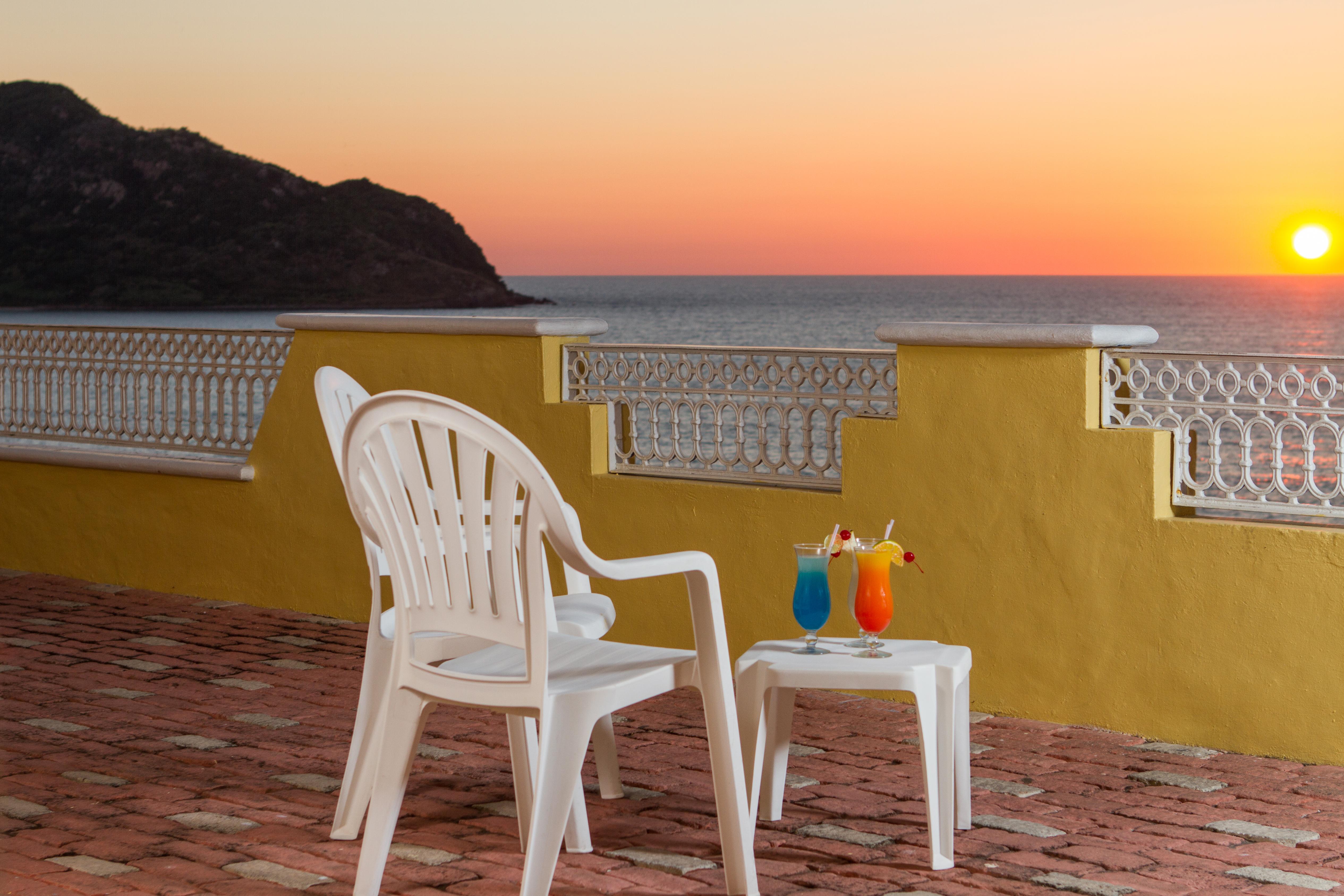 منتجع رويال فيلاز ماساتلان المظهر الخارجي الصورة Sunset at the hotel