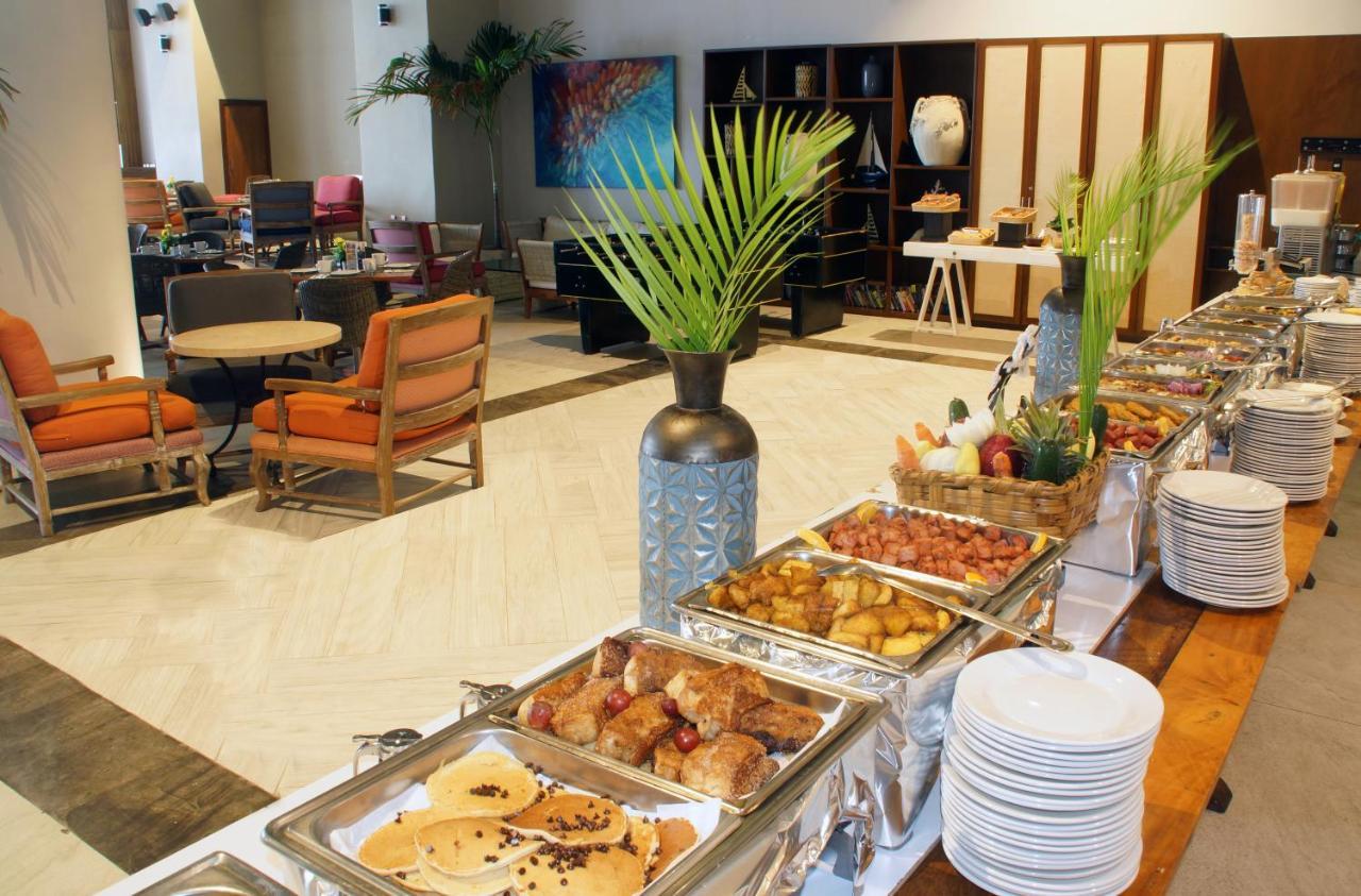 منتجع رويال فيلاز ماساتلان المظهر الخارجي الصورة A buffet at a hotel